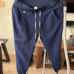 Figs Women Navy Blue Joggers- Petite
Small